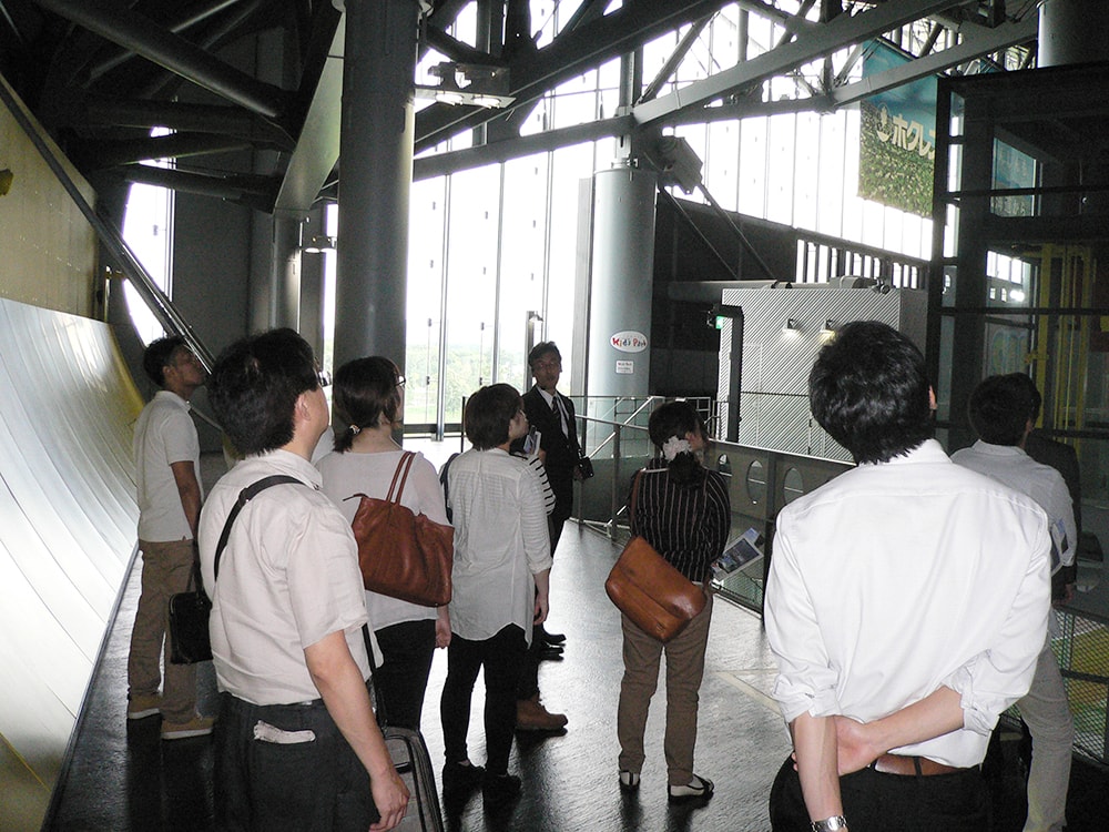 札幌ドーム見学（その1）　いろいろ教えてもらいました。