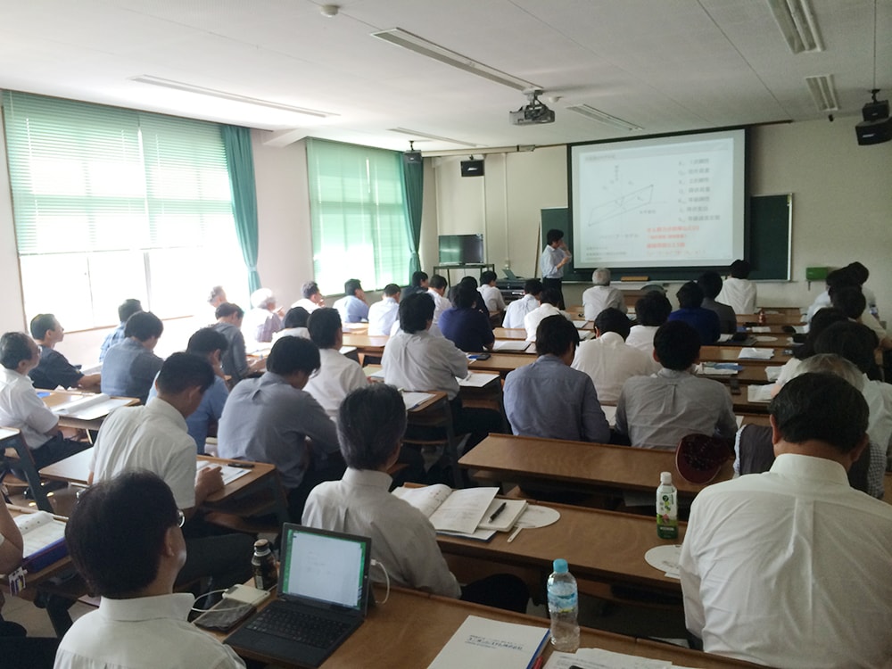 山形構造設計研究会後援のセミナーの様子