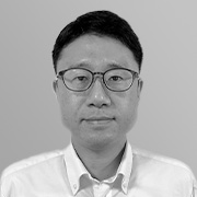 前田 泰吉 氏